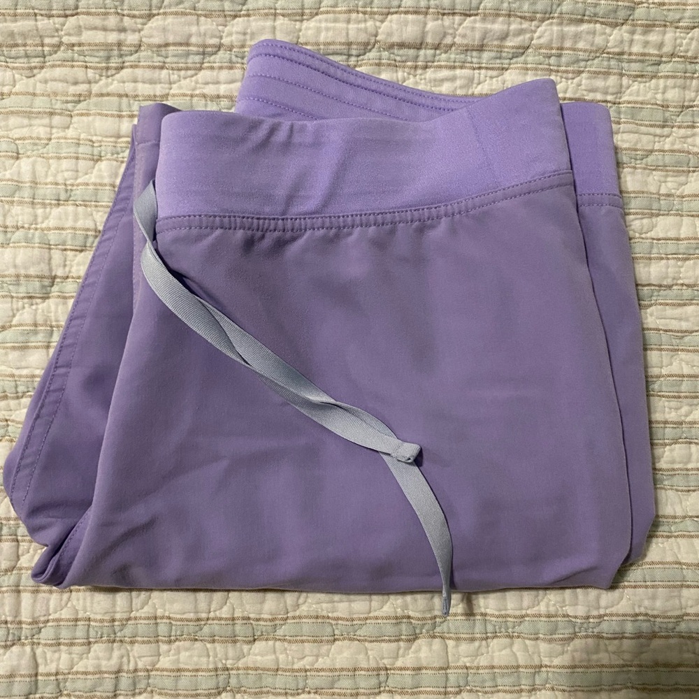 Figs Lavender Dew Livingston pants Size Large